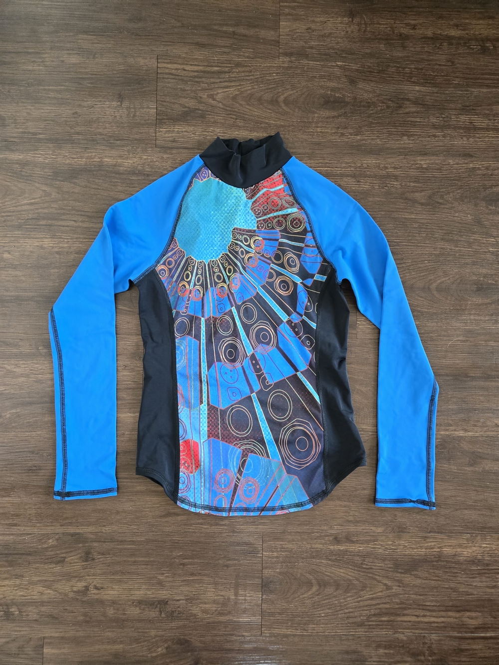 Blue Patterned Long Sleeve Women’s Rash Guard Size S